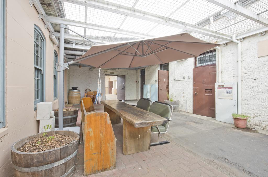 The Old Mount Gambier Gaol Hotel Екстериор снимка